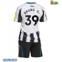 Newcastle United Bruno Guimaraes #39 Hjemmedraktsett Barn 2025-26 Kortermet (+ Korte bukser)